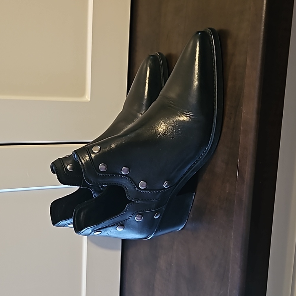 Black LOL #sho booties with grommet trim, pointed toes, 2 in heels